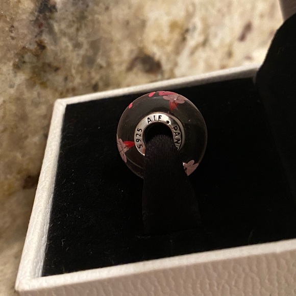 Pandora Hawaii Exclusive Aloha Cherry Blossom Flower Murano Charm RARE - Picture 7 of 8